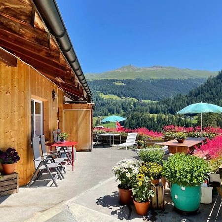Bnb Guesthouse Lusi Frauenkirch Bagian luar foto