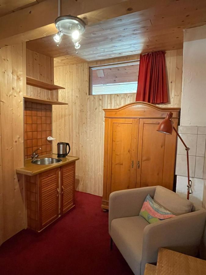Bnb Guesthouse Lusi Frauenkirch Bagian luar foto