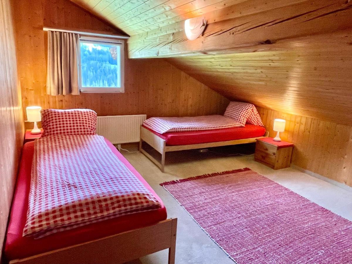 Bnb Guesthouse Lusi Frauenkirch Bagian luar foto