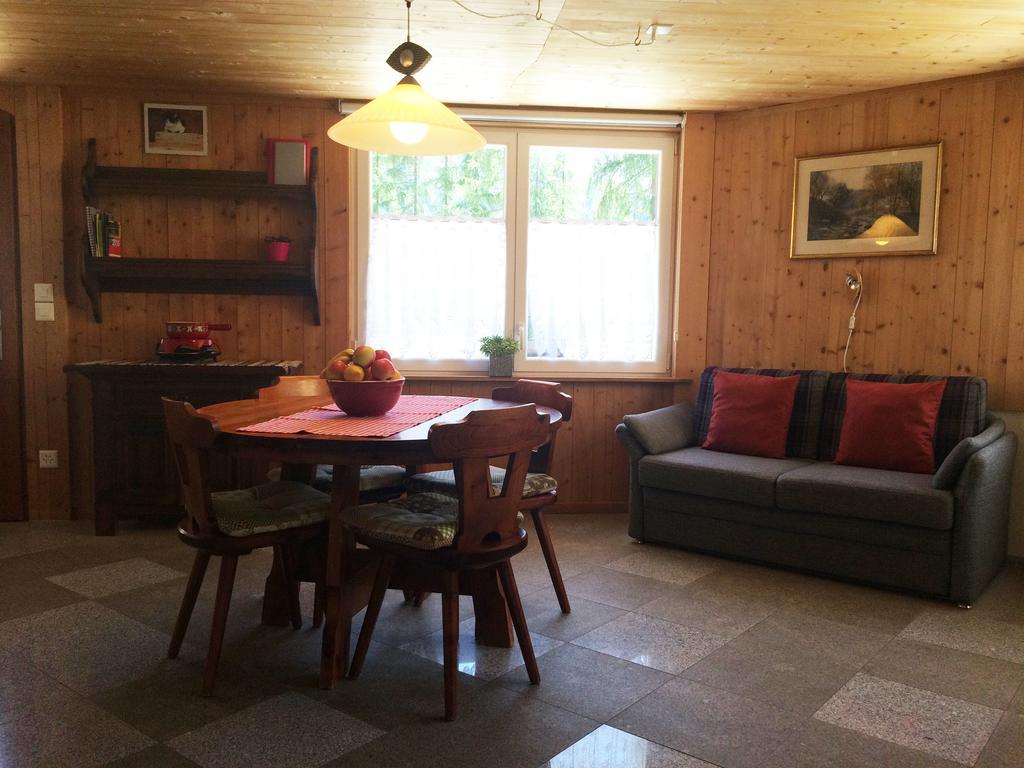 Bnb Guesthouse Lusi Frauenkirch Bagian luar foto